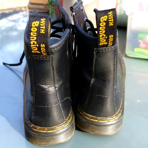 Kids Doc Martens Zavala  Black Leather combat boots sz US 1 / EU 32 - Picture 4 of 6